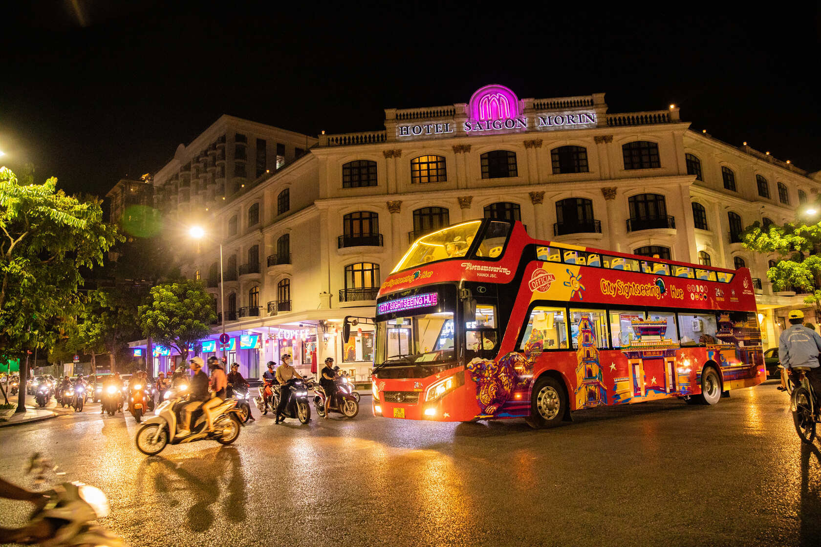 Hình ảnh 1 của sự kiện Xe buýt hai tầng Huế của City Sightseeing